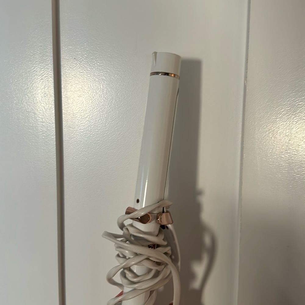 T-3 Curling Iron.